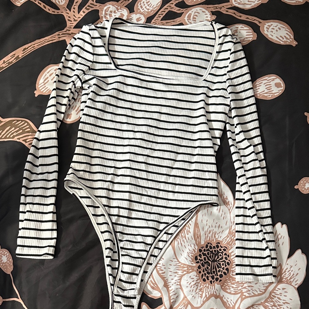 SHEIN Black and White Striped Bodysuit